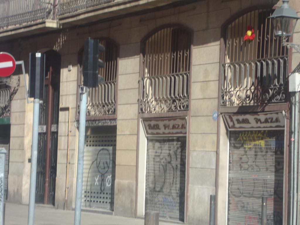 Hostel Turisol - Barcelona — Fotos 1